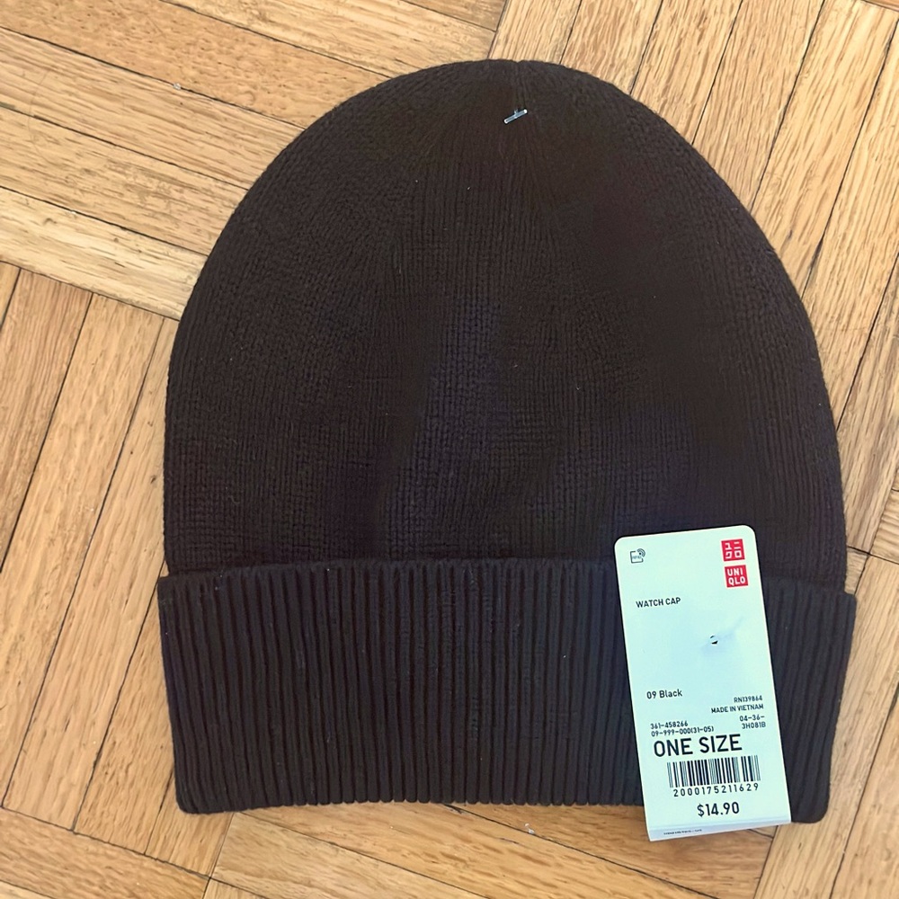 Black Uniqlo Beanie
